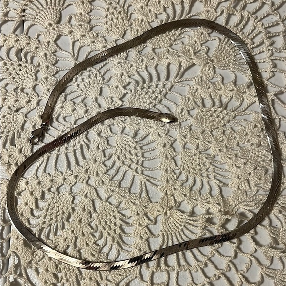 Elegant Silver Necklace. 24” - Picture 1 of 2